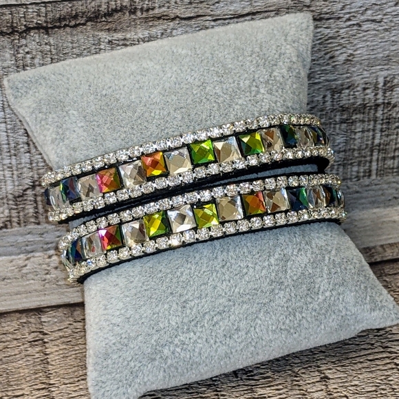 B36 Holo Silver Metallic Crystal Rhinestone Wrap Bracelet Large Silver Rainbow - Picture 8 of 16